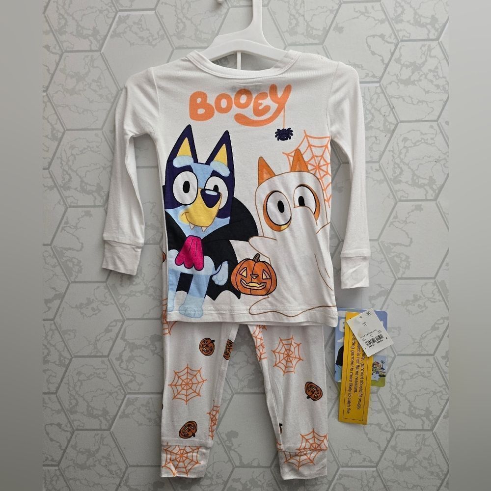 Nwt Toddler Unisex 2pc Bluey Halloween Soft Viscose Snug Fit Pajama Set